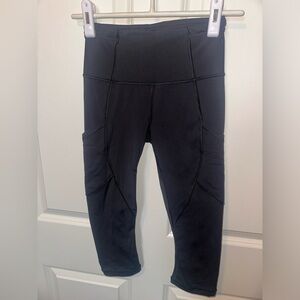 Lululemon Cropped Black Leggings Women’s Size 2